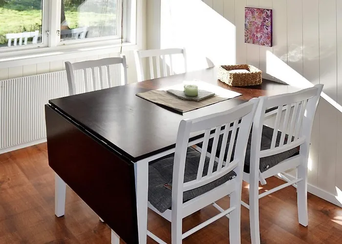 10 Person Holiday Home In Skei I Jolster