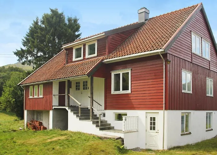 10 Person Holiday Home In Skei I Jolster Årdal