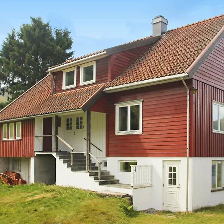 10 Person Holiday Home In Skei I Jolster Årdal
