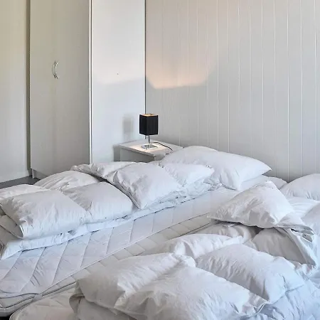 10 Person Holiday Home In Skei I Jolster Årdal