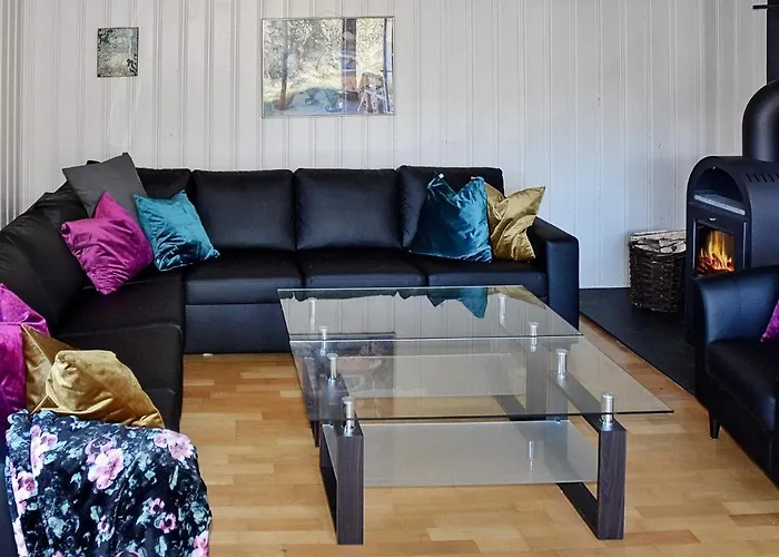 10 Person Holiday Home In Skei I Jolster Årdal
